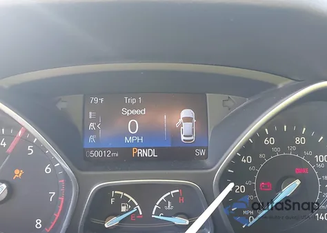 2016 Ford Focus Se z USA, uszkodzony, nr VIN 1FADP3K22GL212362